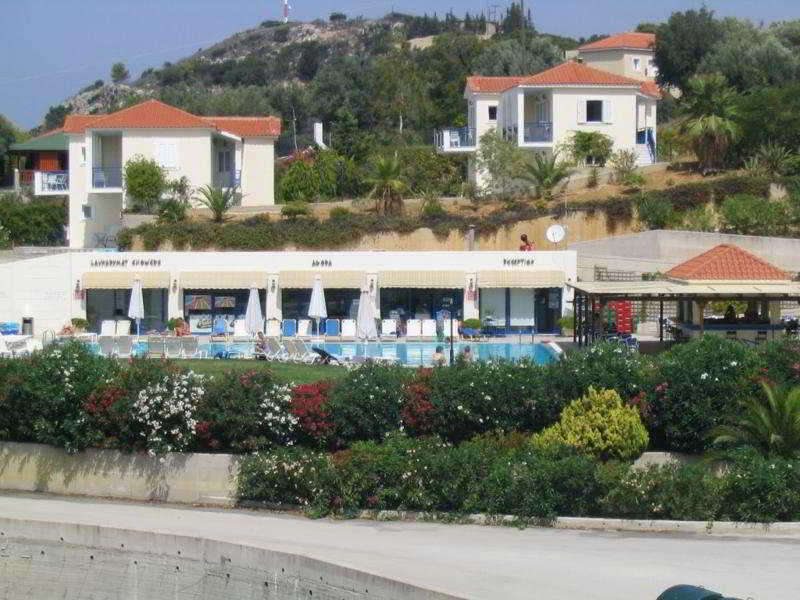 ארגוסטולי Liberatos Village מראה חיצוני תמונה